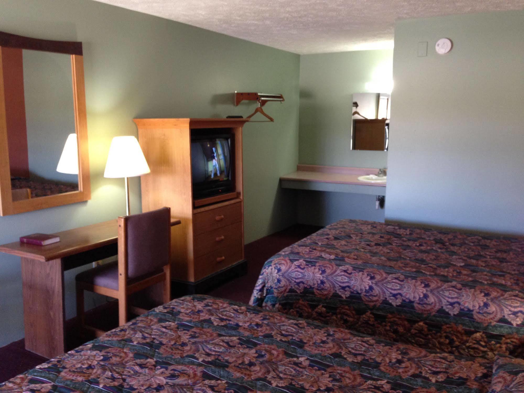 Key West Inn - Hobart Merrillville Exterior photo